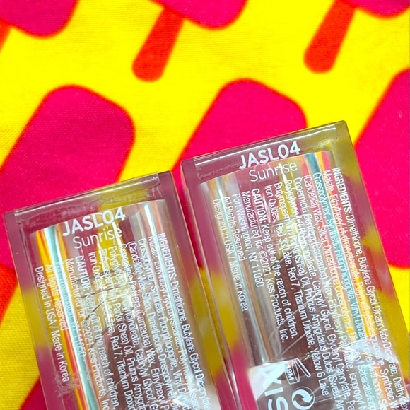 Brand New JOAH Jelly Bomb Highlighter & Two Air Light Satin Lipsticks in Sunrise - Picture 10 of 12